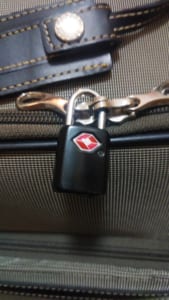 スーツケースの鍵