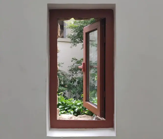 縦滑り出し窓には補助錠を設置しよう 最新の防犯対策を解説 鍵開け 鍵交換 Key110