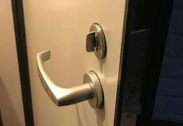 サムターンを交換したい その簡単な方法と種類を紹介します 鍵開け 鍵交換 Key110