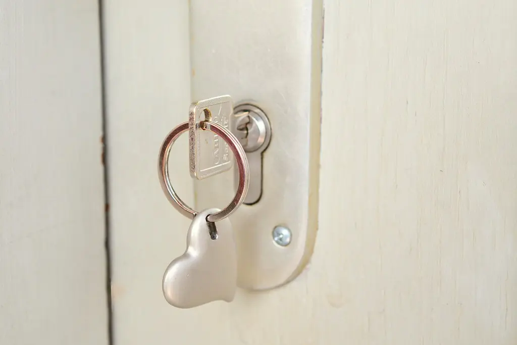 一軒家は鍵交換の費用はいくらかかる 交換タイミングから注意点まで紹介 鍵開け 鍵交換 Key110