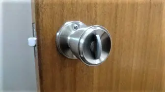 ドアノブの外し方を紹介 種類別の場合や気になる疑問点まで解説 鍵開け 鍵交換 Key110